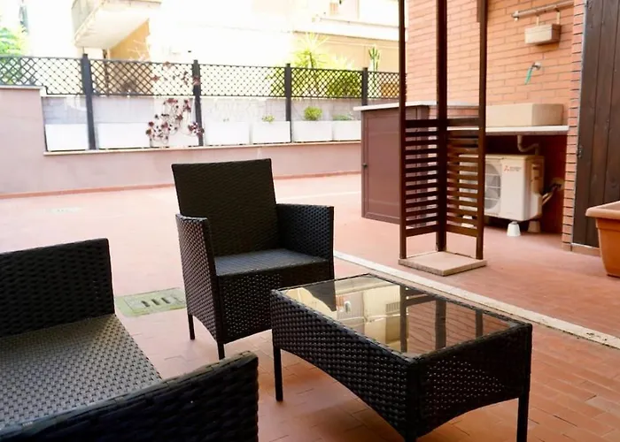 5 Min To Mirti Metro Cozy Apartment Rom